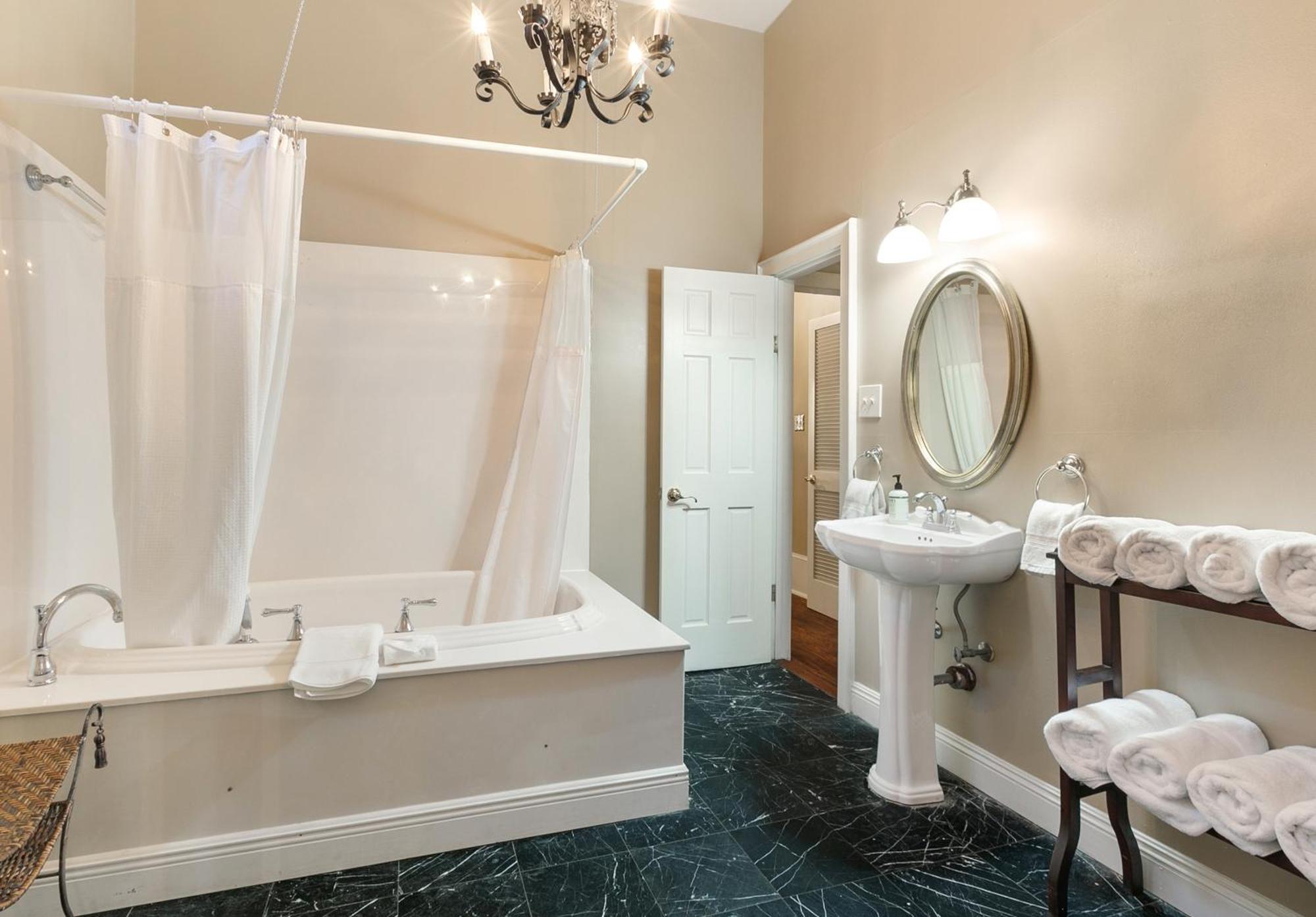 Louis Park Hotel New Orleans Buitenkant foto